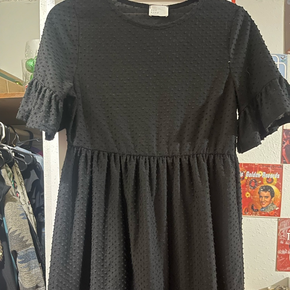 Black dotted texture dress